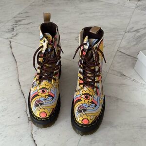 Dr Martens VEGAN 1460 RETRO KEMBLE LACE UP BOOTS size 41 psychedelic hippie